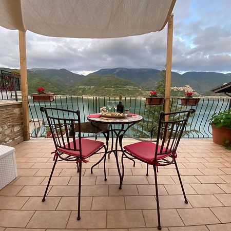 B&B La Casetta Sul Lago Colle di Tora Exterior photo